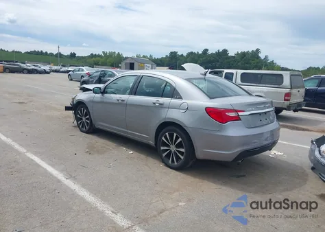 2014 Chrysler 200 Touring from USA, damaged, VIN 1C3CCBBGXEN152750